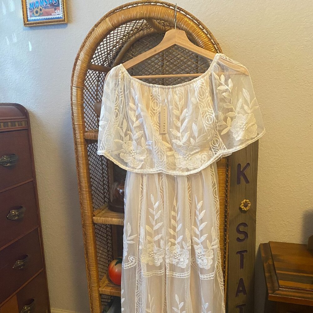 NWT Baltic Born Boho Casual Bride Dress